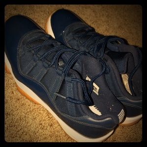 Low top Jordan 11’s ‘Midnight Navy’